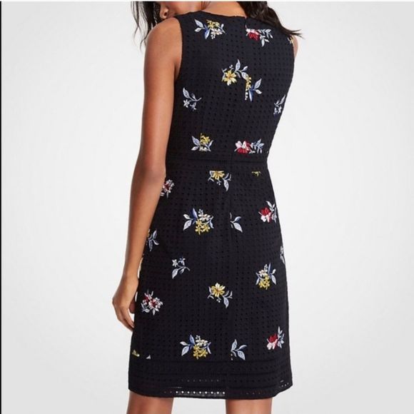 Ann Taylor Floral Embroidered Eyelet Sheath Dress Black Women's Size 4 Petite - Picture 6 of 15